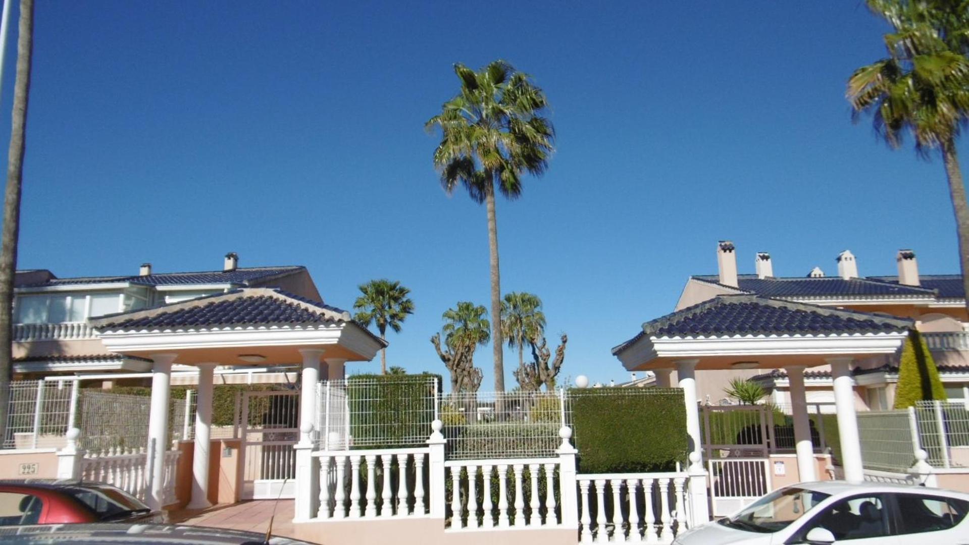 Gran Alicante Bungalow In Beach Resort Puerto Marino Esterno foto