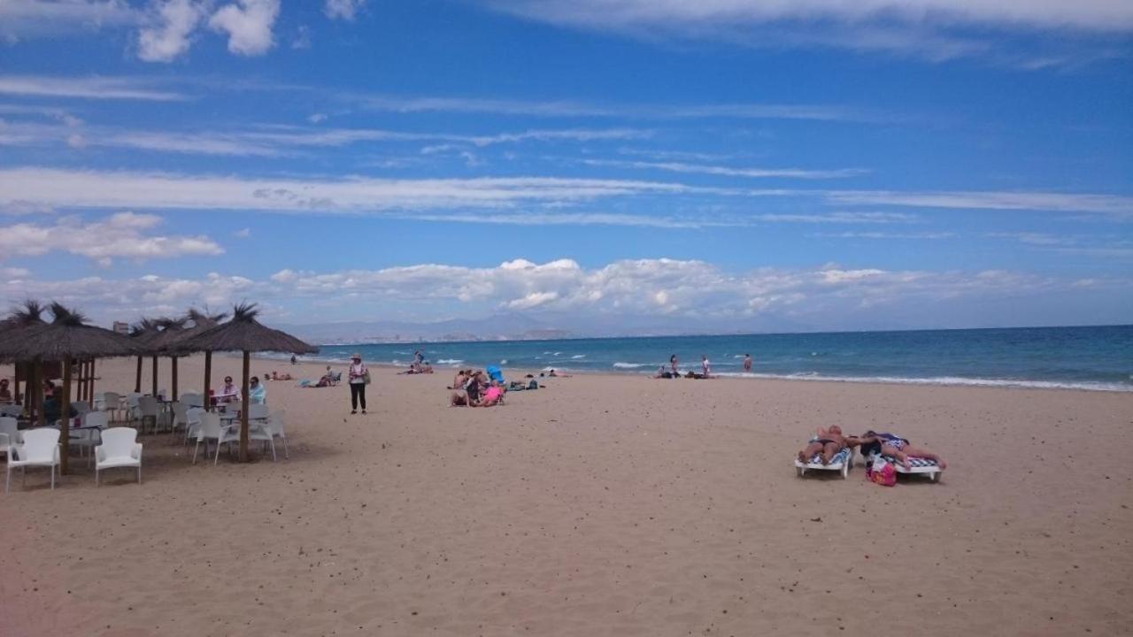 Gran Alicante Bungalow In Beach Resort Puerto Marino Esterno foto